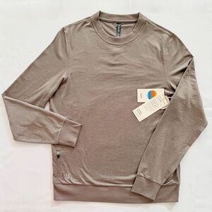 Vuori NWT “Ponto Performance Crew” in Walnut/ Tan Size M